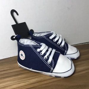 chuck taylor baby shoes